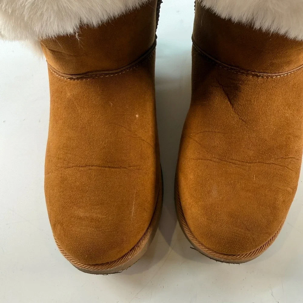 Juicy Couture Faux Fur Cuff Ankle Brown Boots Cozy Winter Style Women's Size 7